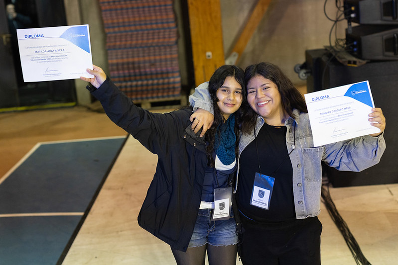 Becas Media 2026