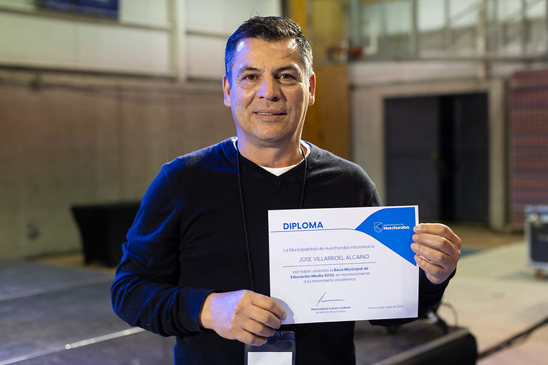 Becas Media 2026