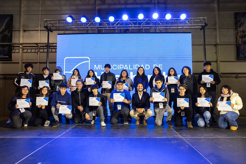 Becas Media 2026