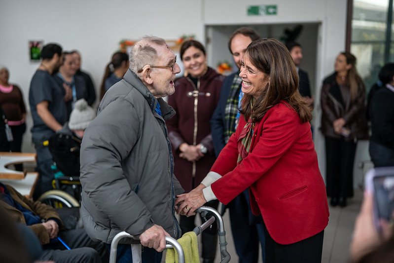 Visita Eleam