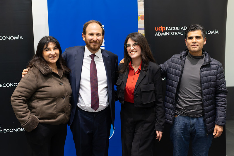 Becados UDP