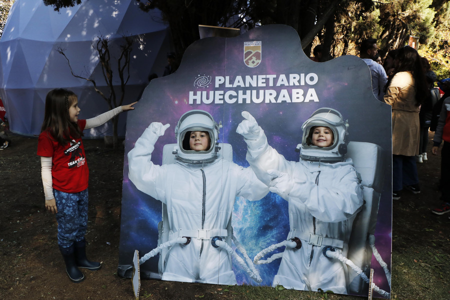 Más de 1.500 personas visitaron el domo itinerante instalado en el Cerro Calán, donde pudieron ver un anticipo del Centro de Difusión Científica Comunal.