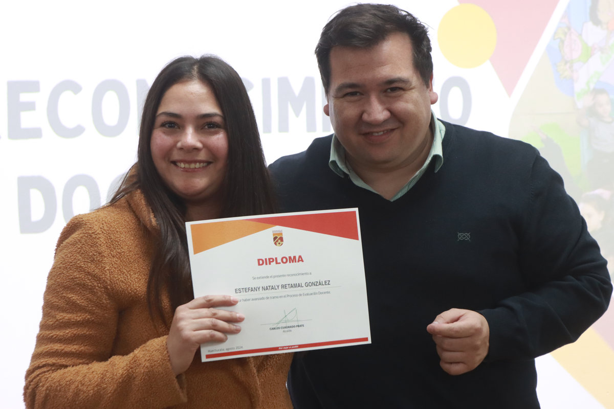 Reconocimiento a docentes